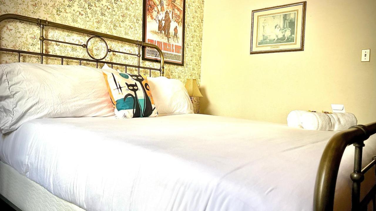 Hotel La More At The Bisbee Inn Екстериор снимка