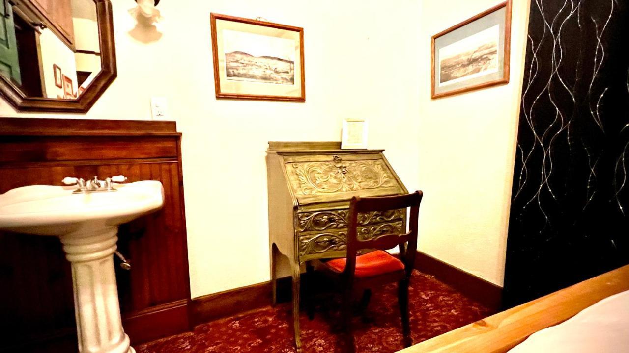 Hotel La More At The Bisbee Inn Екстериор снимка